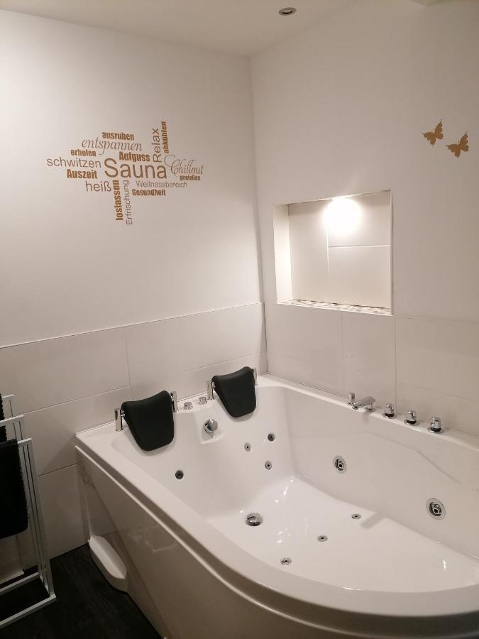 Ferienwohnung Christine Mit Sauna Und Whirlpool Utzerath Exteriér fotografie